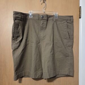 Columbia Men's Khaki Flat Front Shorts Size 42